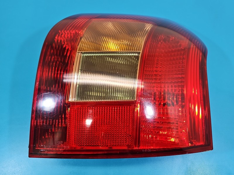 Lampa tył prawa Toyota Corolla E12 HB EUROPA