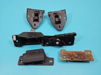 Zamek tył prawy 8200006260, 8200006260F, 8200323112 Renault Trafic II drzwi skrzydłowe