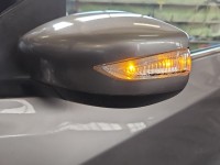Lusterko lewe Nissan Pulsar elektryczny, Europejska, Kod lakieru: K51g, Rysy na kierunku,7 pinów europa