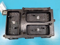 Skrzynka bezpieczników Opel Zafira B 5DK008668-48