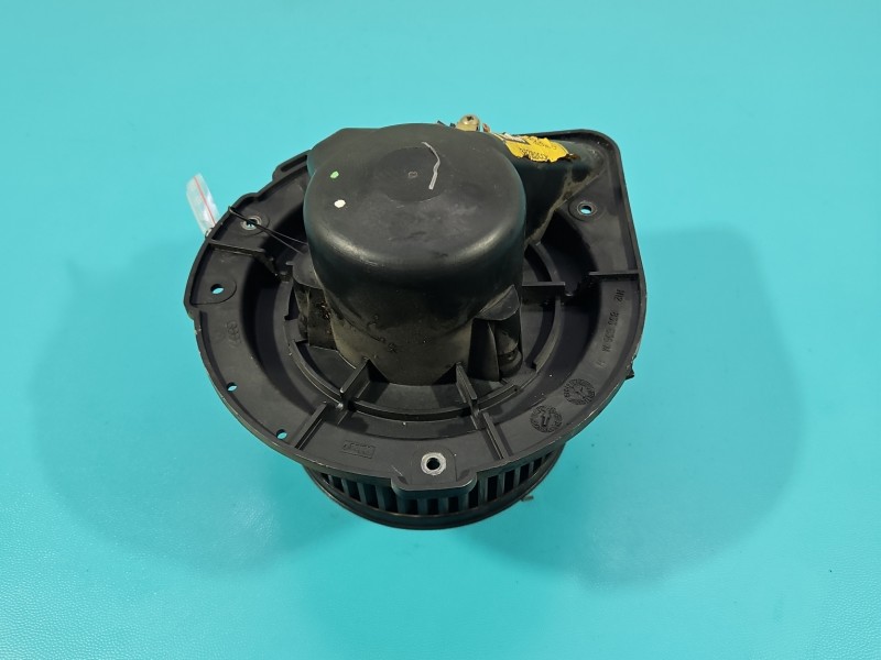 Dmuchawa nawiewu wentylator Vw Passat B4 357820021 EUROPA