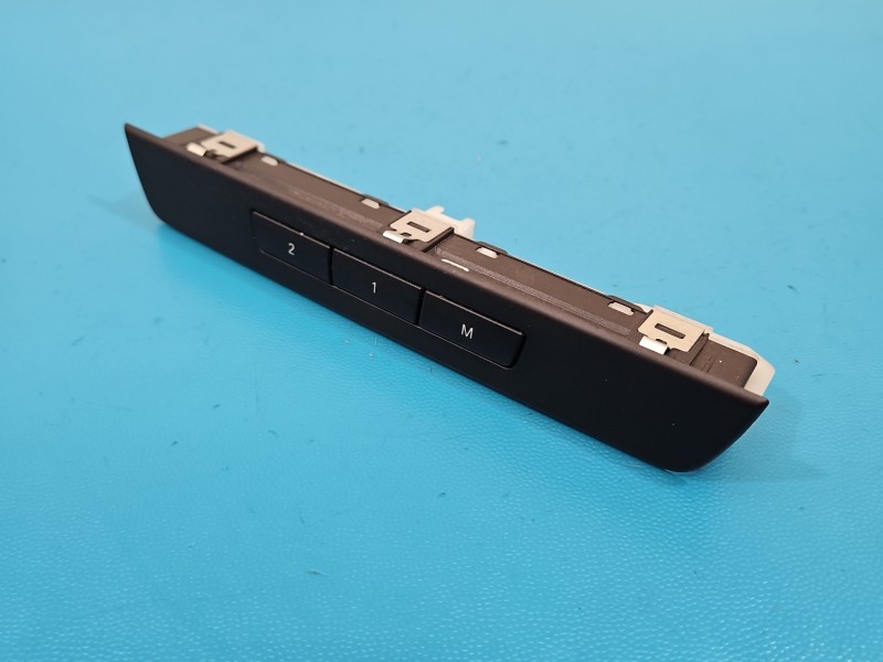 Przełącznik pamięci fotela prawy przód BMW F01 9215748
