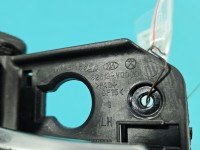 Klamka wewnętrzna przód lewa Kia Carnival II 05-14