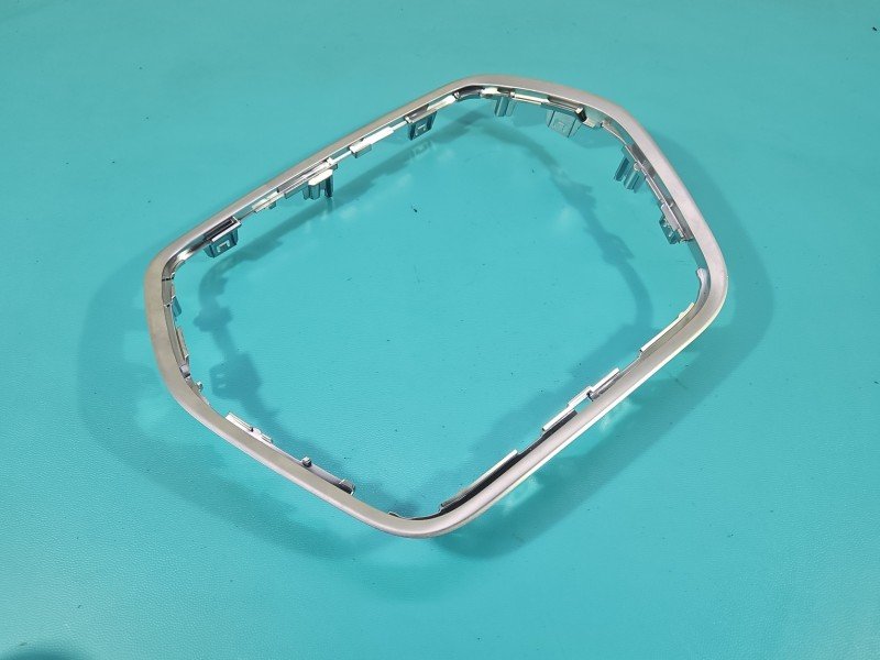 Ramka radia Suzuki Sx4 S-Cross 13-21 73825-61M1 Ramka radia Suzuki Sx4 S-Cross 13-21 73825-61M1