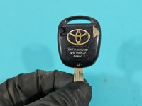 Klamka przód lewa zewnętrzna Toyota Land Cruiser 120 J120