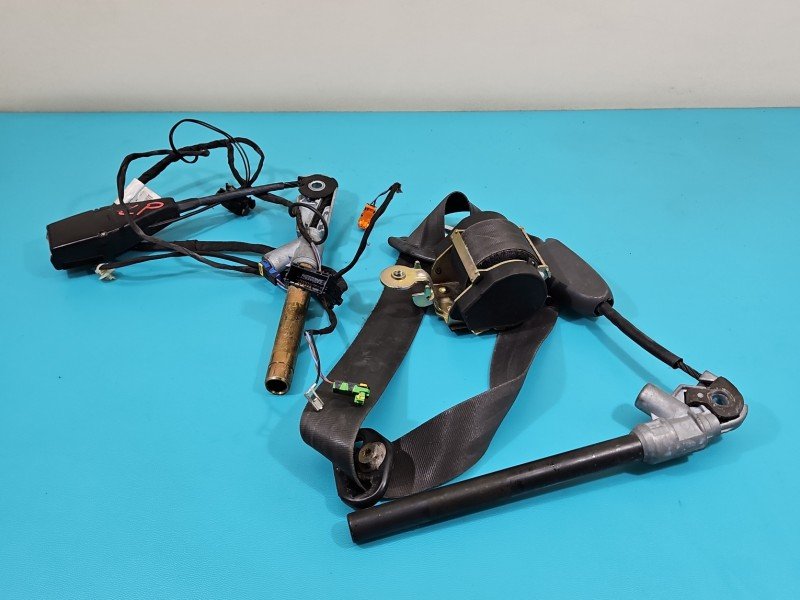 Pas bezpieczeństwa przód lewy kierowcy Renault Megane II 8200562480 EU Pas bezpieczeństwa przód lewy kierowcy Renault Megane II 8200562480 EU