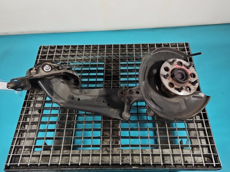 Piasta koła tył lewa zwrotnica łożysko Toyota Corolla E21 19- 1.8 16V