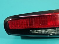 Lampa tył prawa Producent części: FIAT, KLAPY BAGAŻNIKA Z LISTWĄ ŻARÓWKOWĄ / KOMBI - HATCHBACK Fiat Tipo II 15- HB