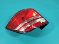 Lampa tył lewa Producent części: Dodge, Z BŁOTNIKA Delikatnie wypalona obudowa nad żarówką Dodge Journey HB