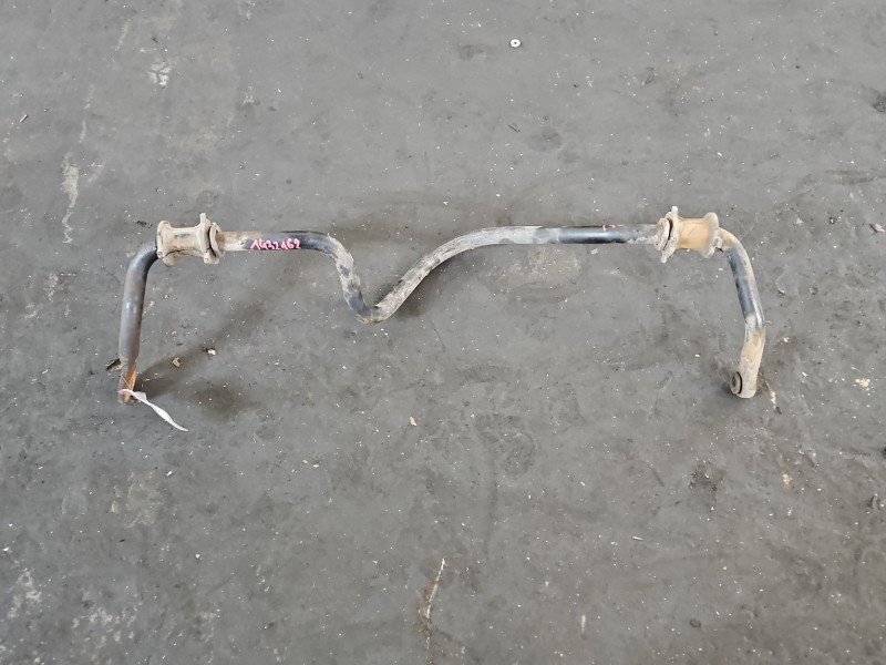 Drążek stabilizatora przód Toyota Land Cruiser J200 07- Drążek stabilizatora przód Toyota Land Cruiser J200 07-
