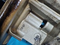 Pompa oleju Bmw X3 e83 2.0d 7789840
