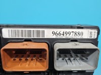 Sterownik moduł Peugeot, Europejska, BSM, pęknięta obudowa, brak mocowania Peugeot 207 9664997880