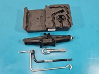 lewarek Podnośnik samochodowy trapezowy Toyota Corolla E16 E18 13-