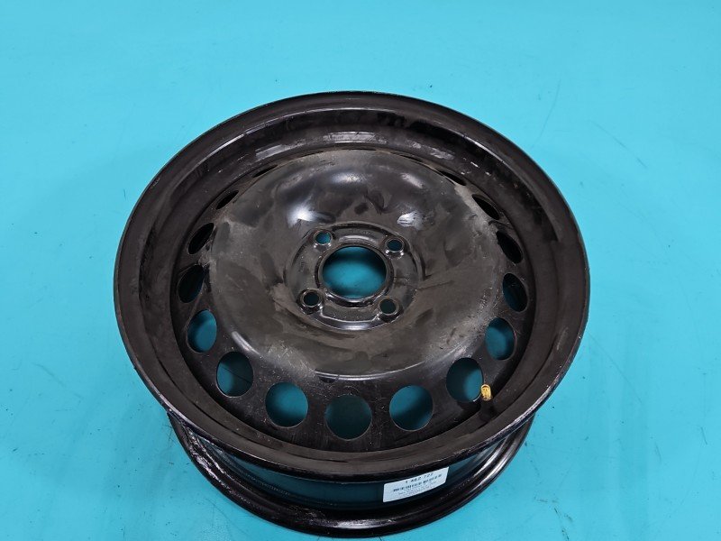 Felga stalowa 15" Dacia Sandero II 12-20 Szerokość felgi: 6.0", Rozstaw śrub: 4x100, Producent felg: Dacia, et 40 4X100 ET... Felga stalowa 15" Dacia Sandero II 12-20 Szerokość felgi: 6.0", Rozstaw śrub: 4x100, Producent felg: Dacia, et 40 4X100 ET...
