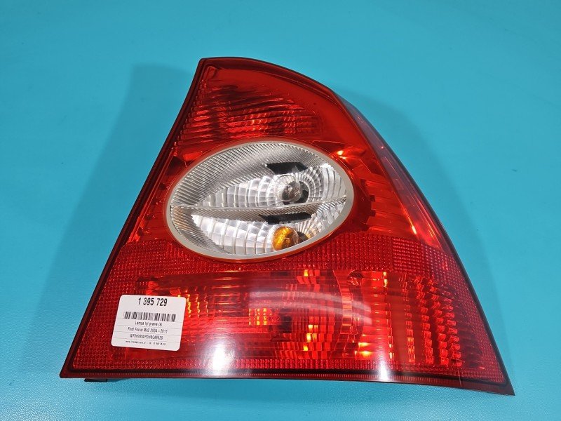 Lampa tył prawa Ford Focus Mk2 sedan