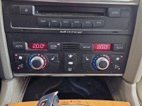 Konsola panel nawiewu AUDI Q7 I 4L 4L0820043F, 5HB009184-05, 4L0910043