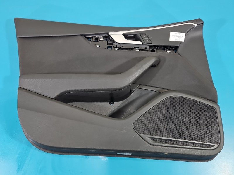 Tapicerka drzwi przód lewa boczek kierowcy Audi A4 B9 8W0867133