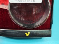 Lampa tył lewa TOYOTA, 06-08 Uszkodzone zaczepy wkładu Toyota Avensis II T25 kombi EUROPA