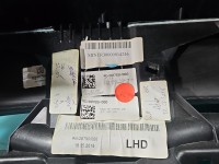 Deska rozdzielcza airbag pasażera kokpit Jaguar XE X760