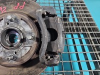 Zacisk przód prawy Suzuki Swift Mk8 1.0 T K10C