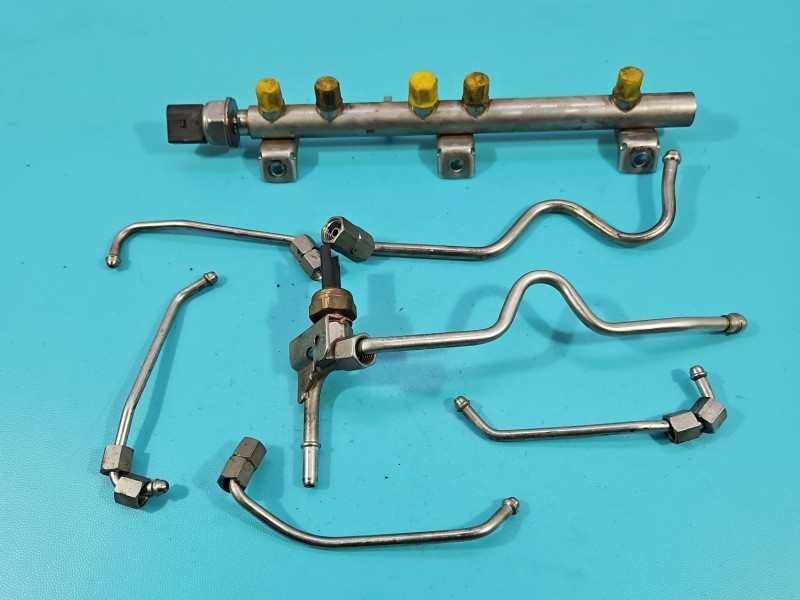 Listwa wtryskowa CZUJNIKI BMW E87 2.0 16V N43 B20 7562474-03, 7537319