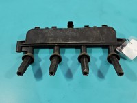 Cewka zapłonowa Peugeot 206 9628158580 1.1 8V wiel Peugeot, pęknięta przy mocowaniu