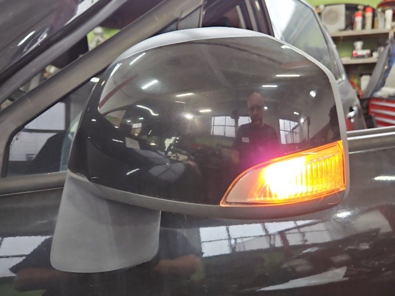 Lusterko lewe pin Renault Scenic III HB 5d kolor czarny TEGNE europa