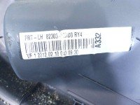 Tapicerka drzwi przód lewa boczek Hyundai I40 82351-3Z000, 82332-3Z010