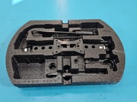 lewarek Podnośnik samochodowy trapezowy Skoda Superb IV