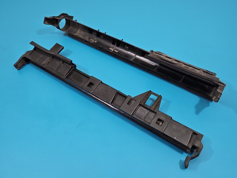 KIEROWNICA Wlot powietrza MERCEDES W176 1.5 CDI