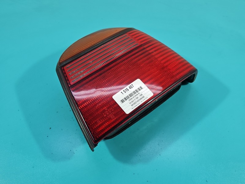 Lampa tył prawa Volkswagen, hella hatchback Z LISTWĄ ŻARÓWKOWĄ Vw Golf III HB