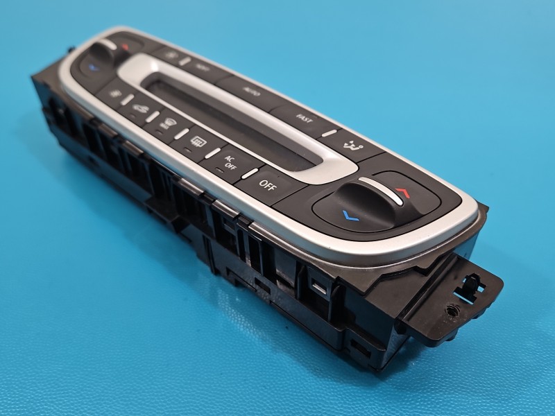 Konsola panel nawiewu Renault Megane III 275103596R