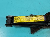 lewarek Podnośnik samochodowy trapezowy Toyota Yaris II