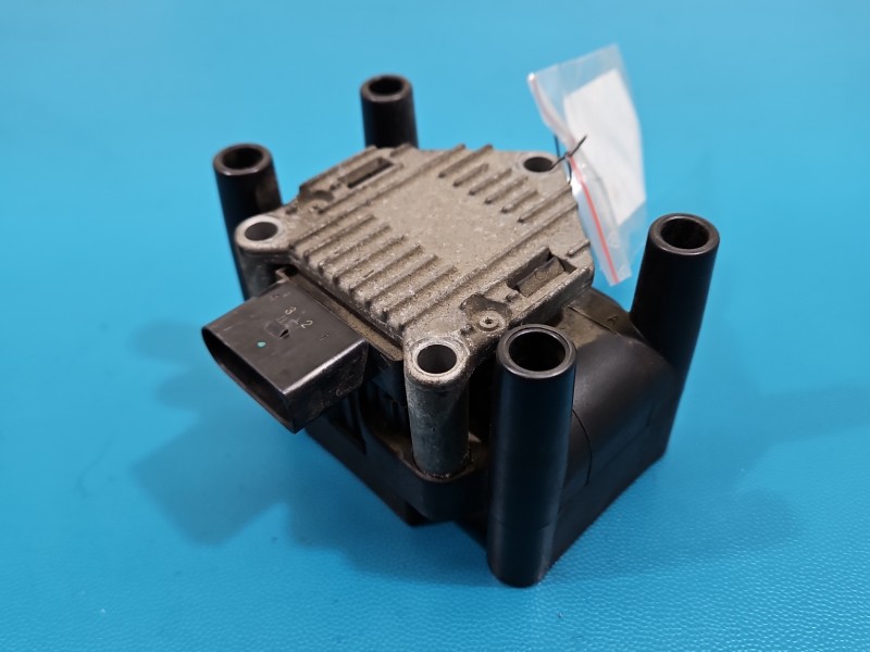 Cewka zapłonowa Vw Passat B6 1.6 8V SKV 4PIN