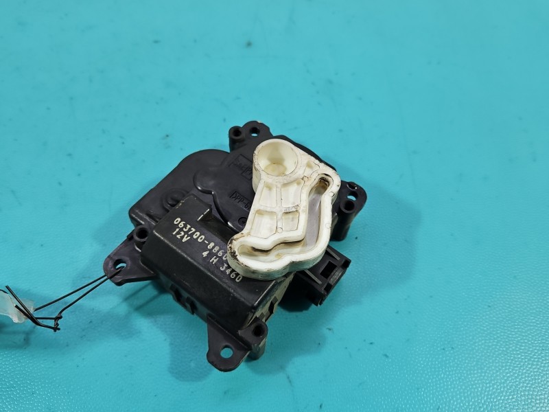 Silniczek nawiewu NAGRZEWNICY Toyota Land Cruiser 120 J120 063700-8860 EUROPA