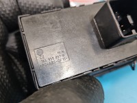 Przełącznik szyb Vw Polo V 6R 09- Uszkodzenie widoczne na zdjęciu EU 1K4959857B
