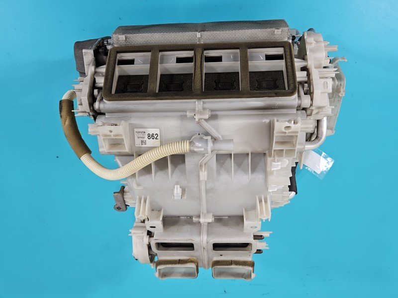 Nagrzewnica Toyota Land Cruiser J200 07- 87050-60500 EUROPA Nagrzewnica Toyota Land Cruiser J200 07- 87050-60500 EUROPA