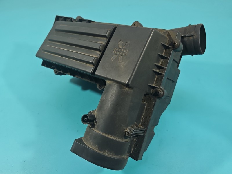 Obudowa filtra powietrza Vw Passat B6 3C0129607AB 2.0 tdi