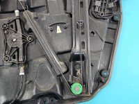 Podnośnik przód lewy Mercedes W246 A2469065100, 920816-106LH 5d HB