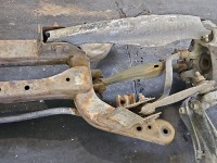 Tylna belka oś tył Opel Insignia A 2.0 cdti (B20DTH)