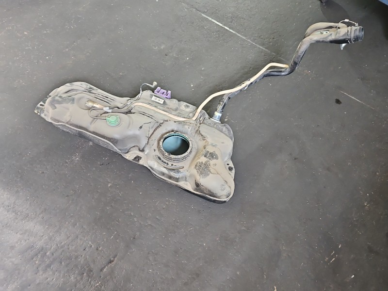Zbiornik paliwa bak Opel Corsa F 1.2 12V 9835063280