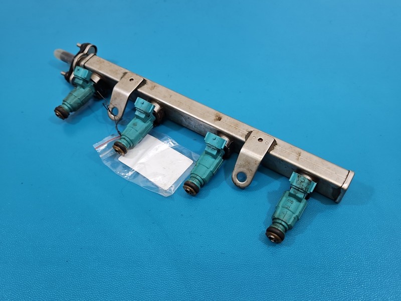 Wtryskiwacz listwa wtryskowa 35310-03000 Hyundai I20 I 08-14 1.2 16V 78KM