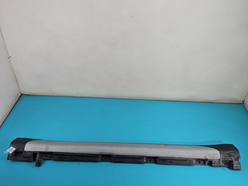 Listwa progowa prawa PRÓG NAKŁADKA Suzuki Sx4 S-Cross 13-21 77231-61M0