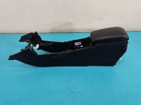 Podłokietnik TUNEL MERCEDES W176 A1766801300 EUROPA