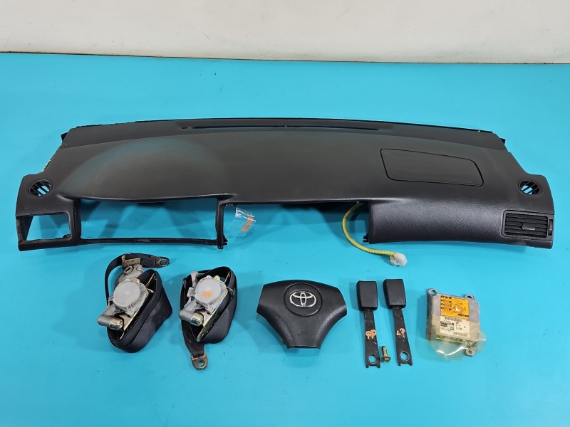 Deska rozdzielcza airbag pasażera kokpit Toyota Corolla E12