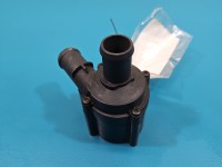 Pompka obiegu wody pompa Audi A4 B9 2.0 TFSI 06H121601N