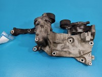 Mocowanie alternatora uchwyt alternatora Peugeot 508 I 9804333180