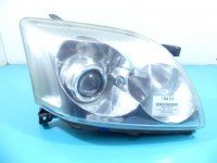 Reflektor prawy lampa przód Toyota Avensis II T25 EUROPA