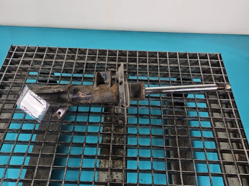 Amortyzator przód prawy przedni Ford Fusion USA 2012-2020 Amortyzator przód prawy przedni Ford Fusion USA 2012-2020