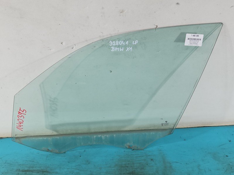 Szyba drzwi przód lewa BMW X1 E84 HB